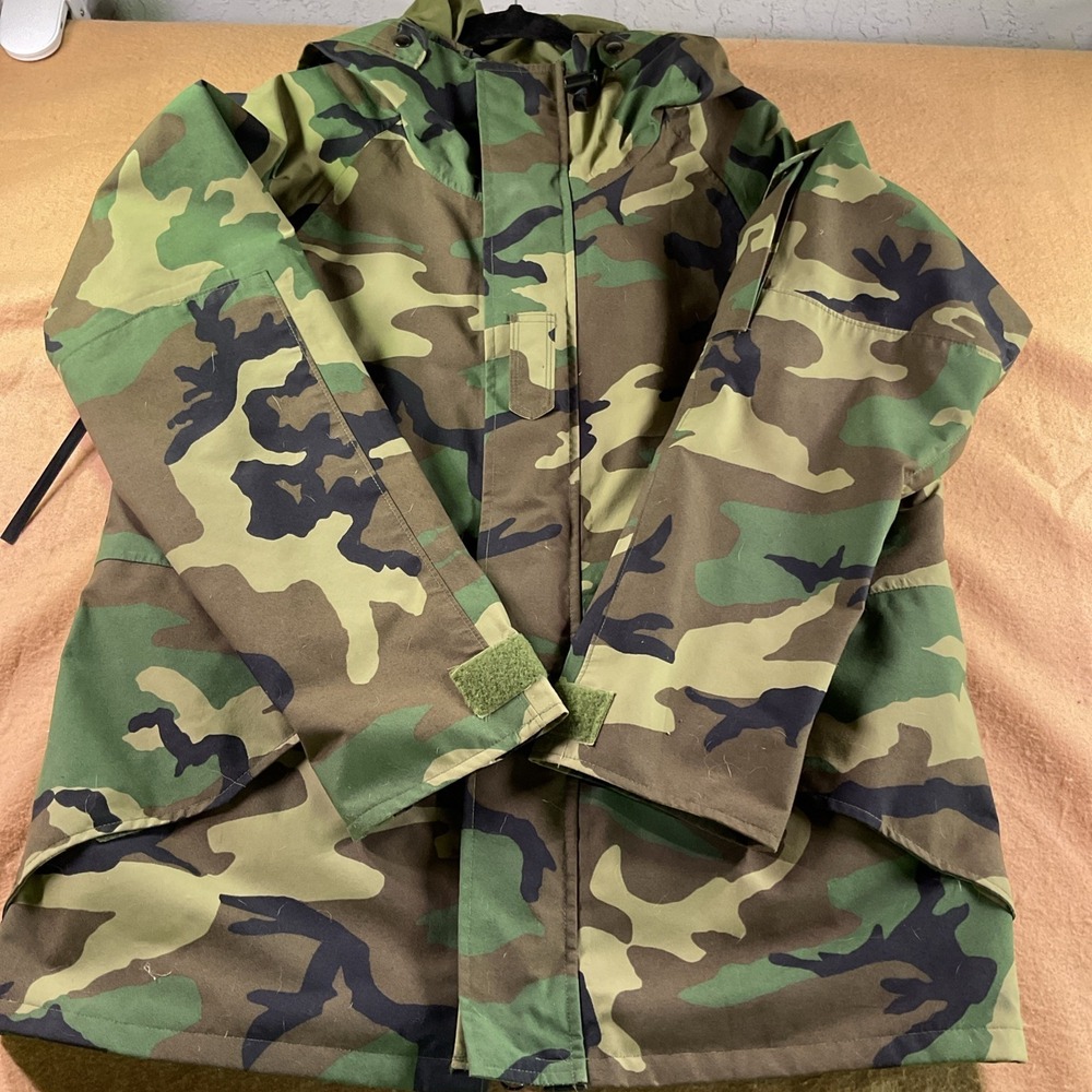 Tennessee Apparel US Military ECWCS Gen 1 Woodland Camo Parka Medium Regular